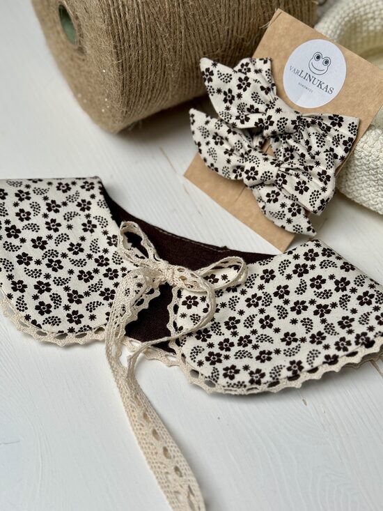 Gėlėta dvipusė apykaklė su nėriniu