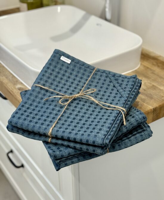 Lininis rankšluostis „Koriukas“ - mėlyna (150x90cm)