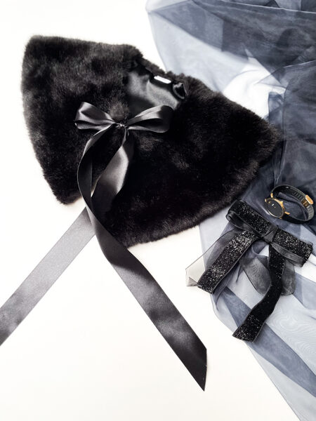 Kailinė moteriška apykaklė (juoda, mėlyna, kreminė)